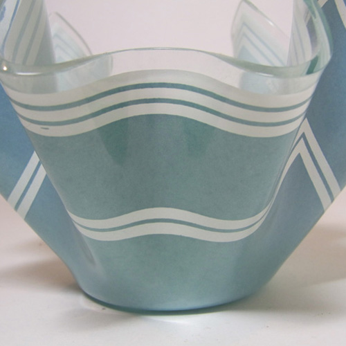Chance Bros Glass "Bandel-2" Handkerchief Vase 1969 - Click Image to Close