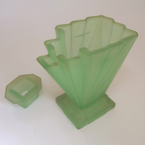 (image for) Bagley #334 Art Deco Uranium Green Glass 'Grantham' Side Vase - Click Image to Close