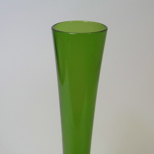 (image for) Elme Swedish / Scandinavian Green Uncased Glass 8" Vase - Click Image to Close