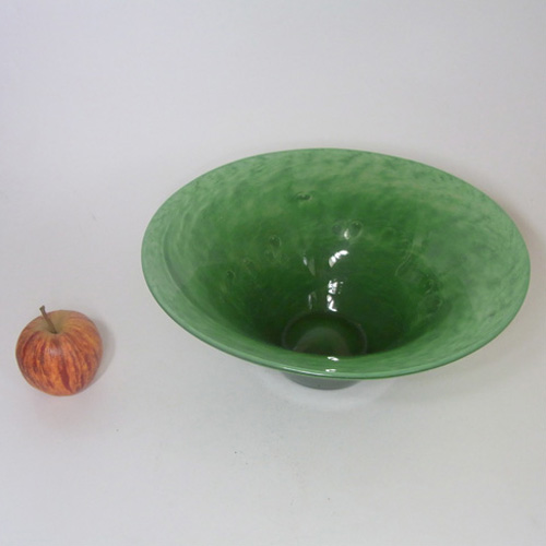 Large Nazeing 1950's Clouded Green Bubble Glass Bowl - Click Image to Close