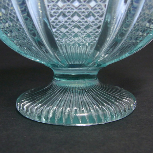 Davidson 1900's Blue Pearline Glass 'Richelieu' Bowl - Click Image to Close