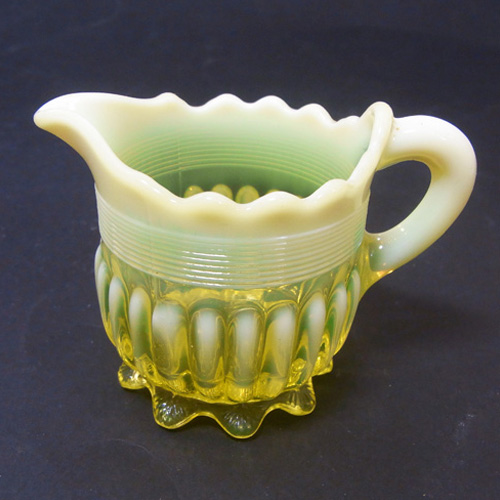 Davidson 1900s Yellow Vaseline/Pearline Glass Cream Jug - Click Image to Close