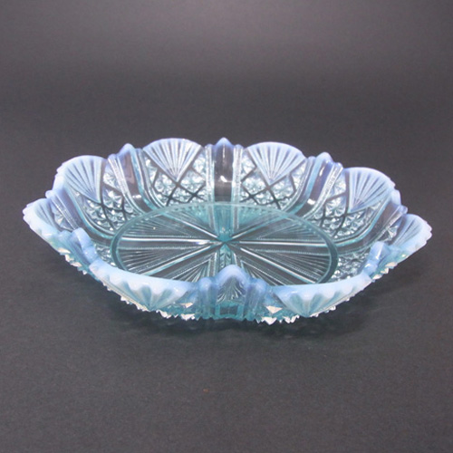 Davidson 1900 Blue Pearline Glass 8.25" 'Lords & Ladies' Bowl - Click Image to Close