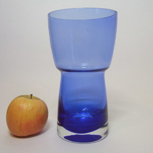Riihimaki / Riihimaen Lasi Oy Finnish Blue Glass Vase - Click Image to Close