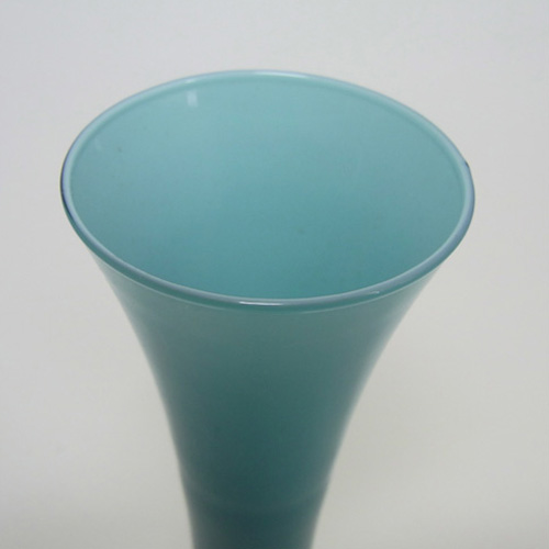 Empoli 1970's Italian Blue Retro Cased Glass Vase - Click Image to Close