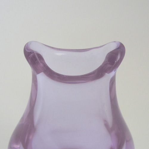 (image for) Zelezny Brod Neodymium / Alexandrite Czech Glass Vase - Click Image to Close