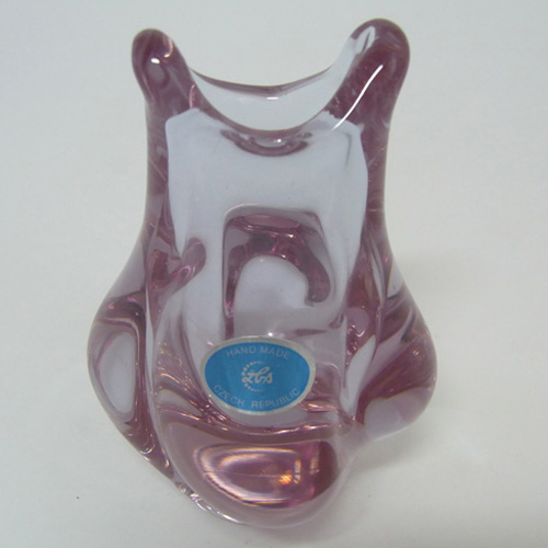 (image for) Zelezny Brod Sklo Neodymium / Alexandrite Czech Glass Vase - Click Image to Close
