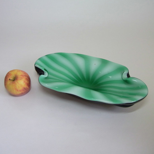 Murano Biomorphic Cased Green Glass Sculpture Bowl - Click Image to Close