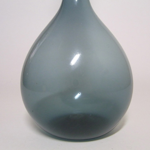 Gullaskruf Swedish Blue Glass 12.5" Vase - Arthur Percy 1952 - Click Image to Close