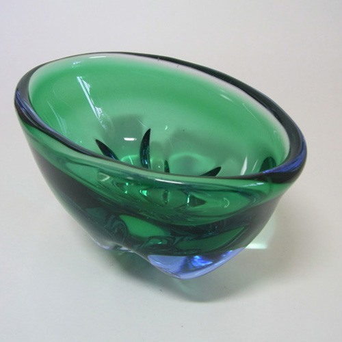 Chřibská #150/4/15 Czech Green & Blue Glass Bowl - Click Image to Close