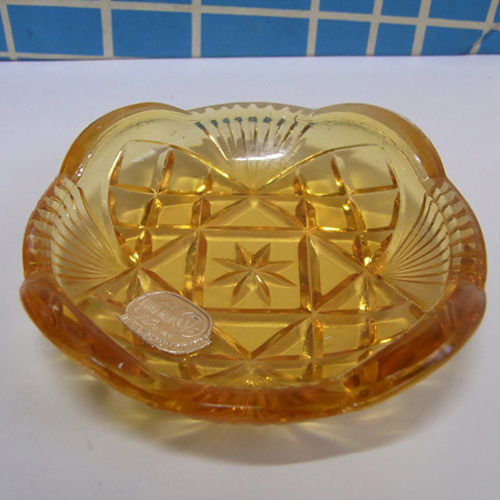(image for) Boxed Set of Jablonecke Sklarny Bowls by Václav Hanuš - Click Image to Close