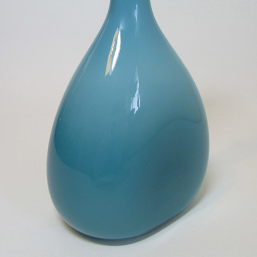 (image for) Elme 70s Scandinavian Blue Cased Glass 'Flattened' Vase - Click Image to Close