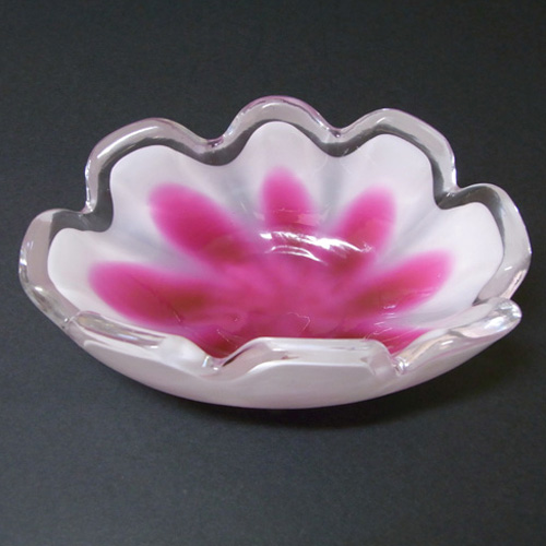 Flygsfors Coquille Glass Bowl by Paul Kedelv Signed '63 - Click Image to Close