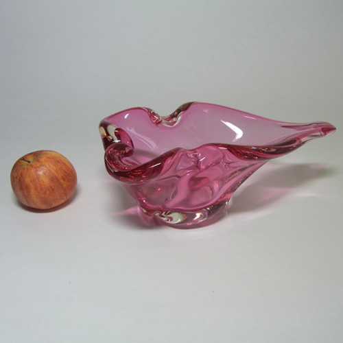 Harrachov Czech 1950s Pink Glass Sculpture Bowl #5/3576 - Click Image to Close