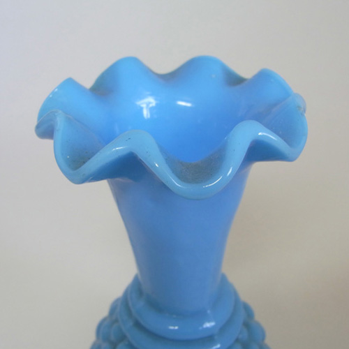 Sars-Poteries Victorian Blue Milk Glass 'Pineapple' Vase - Click Image to Close