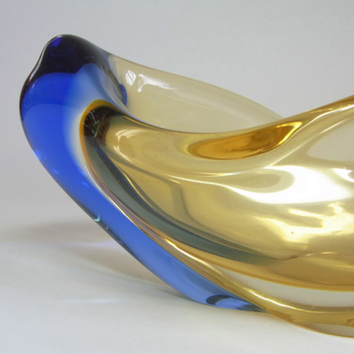 (image for) Czech Mstisov Glass Romana Bowl by Hana Machovská - Click Image to Close