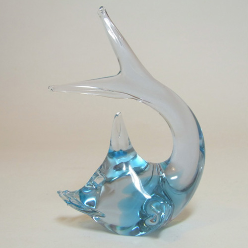 Neodymium/Alexandrite Glass Fish - Changes Colour! - Click Image to Close