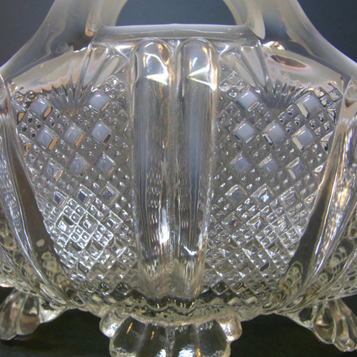 Davidson 1900's Moonshine Pearline Glass Richelieu Bowl - Click Image to Close