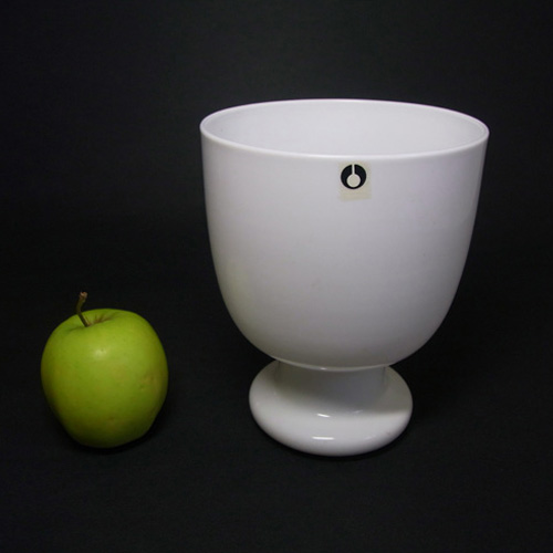 Pukeberg Swdish Opaque White Glass Vase - Labelled - Click Image to Close
