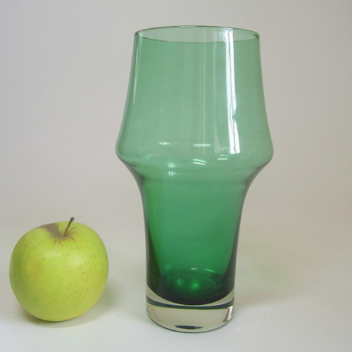 Riihimaki / Riihimaen Lasi Oy Finnish Green Glass Vase - Click Image to Close