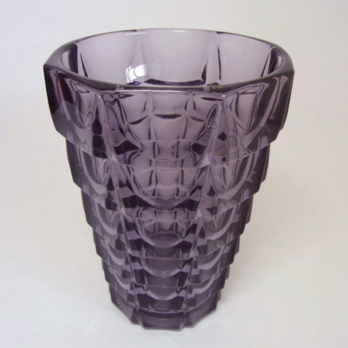 (image for) VLG Lausitzer German Purple Glass 'Gent' Vase #51983 - Click Image to Close