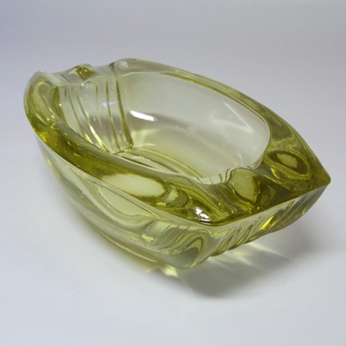 (image for) Sklo Union Rosice Yellow Glass Bowl - Václav Hanuš 5116 - Click Image to Close