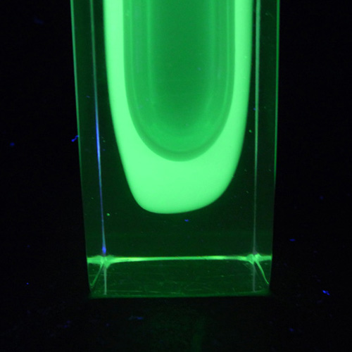 Murano/Sommerso Faceted Uranium Glass Block Vase - Click Image to Close