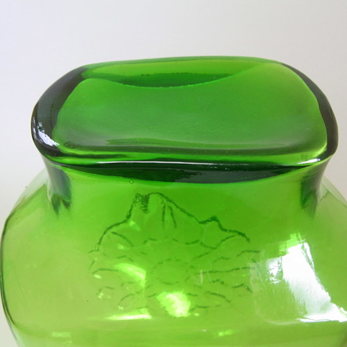 Stelvia Italian 'Opalina Fiorentina' Green Glass Vase - Click Image to Close