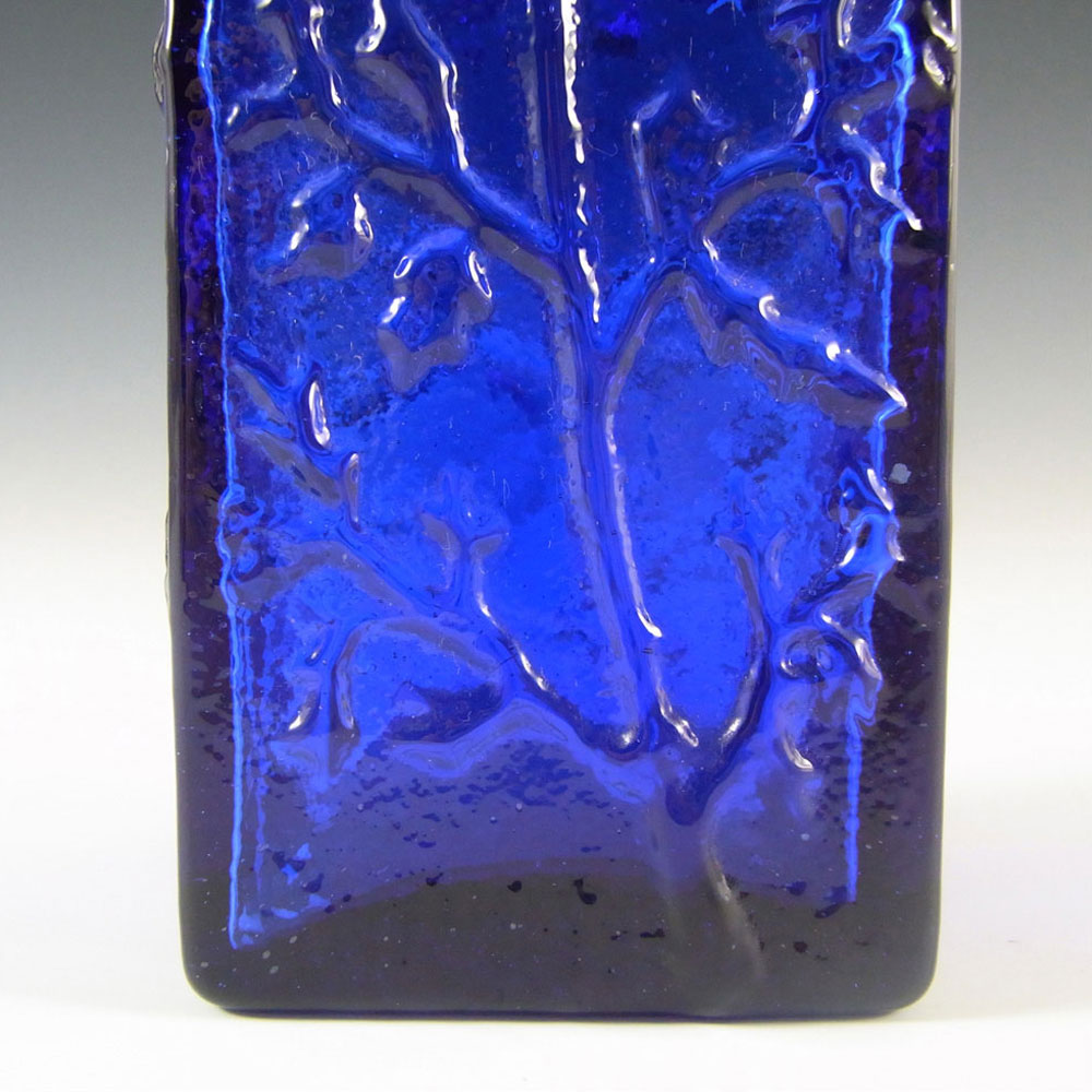 Dartington #FT228 Frank Thrower 6.5" Blue Glass 'Marguerite' Vase - Click Image to Close