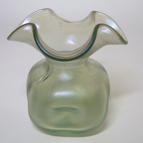 Loetz / Lötz Art Nouveau Green Glass Olympia Glatt Vase - Click Image to Close