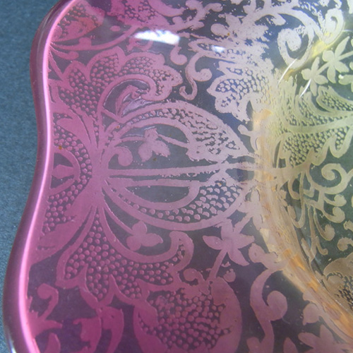 Victorian Cranberry Uranium Glass Floral Plate/Dish - Click Image to Close
