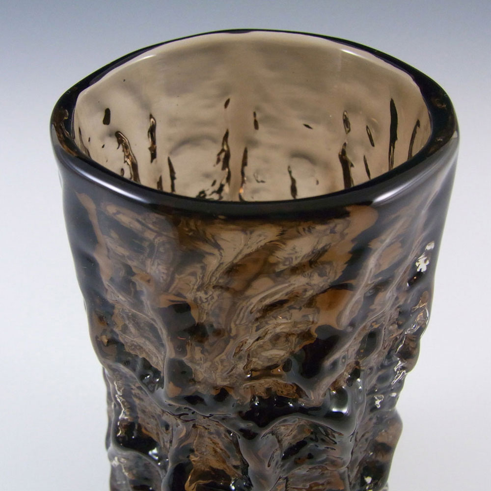 (image for) Whitefriars #9689 Baxter Cinnamon Glass 6" Textured Bark Vase - Click Image to Close