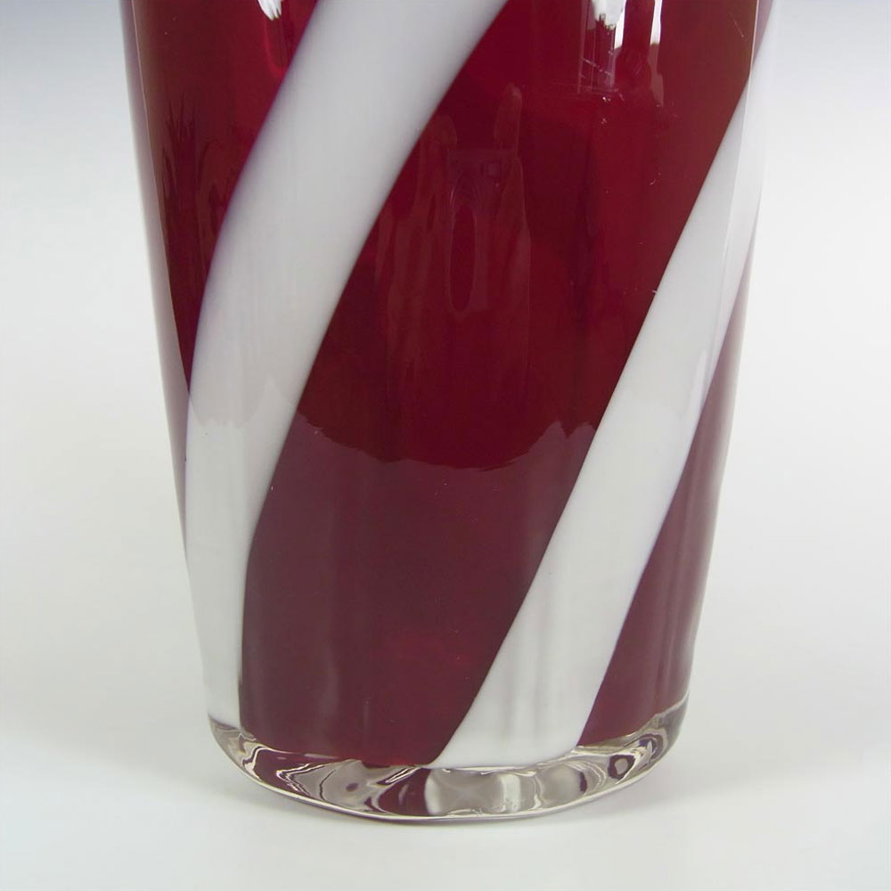Cristalleria Artistica Toscana / Alrose Empoli Red & White Glass Vase - Click Image to Close
