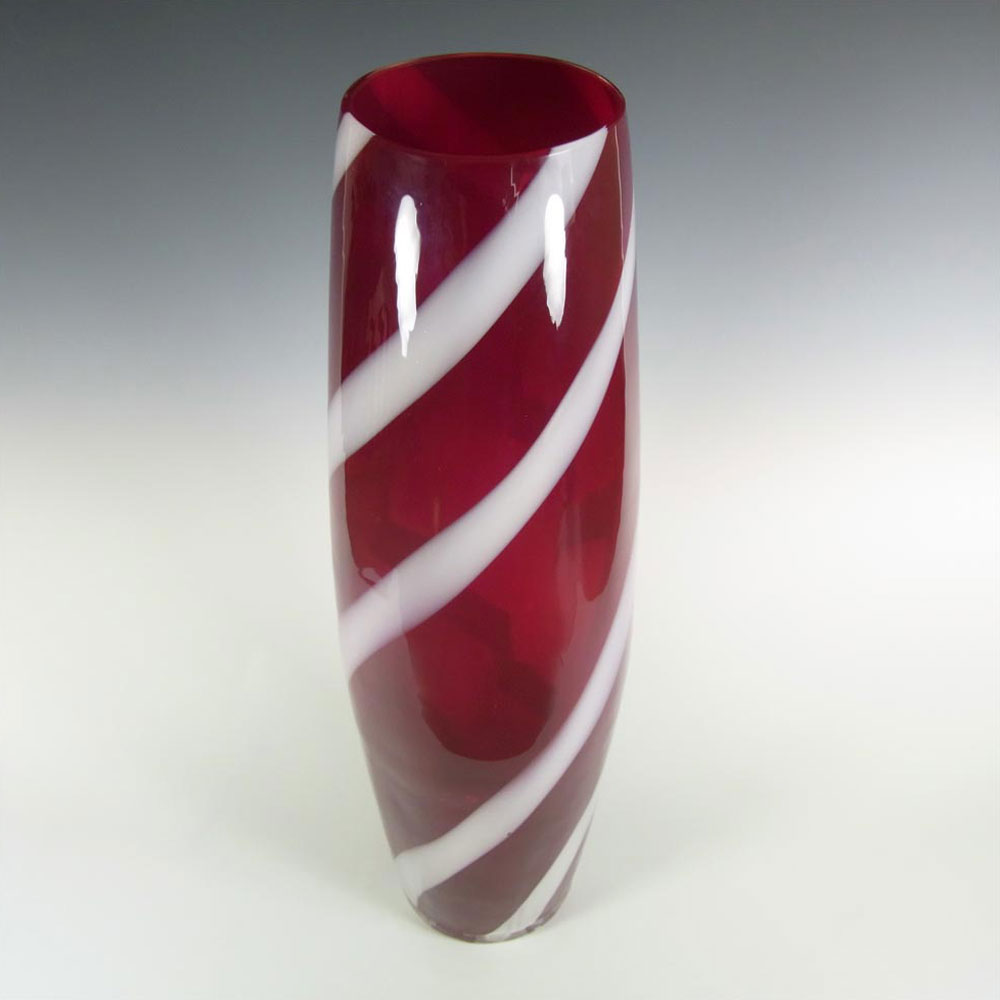 Cristalleria Artistica Toscana / Alrose Empoli Red & White Glass Vase - Click Image to Close