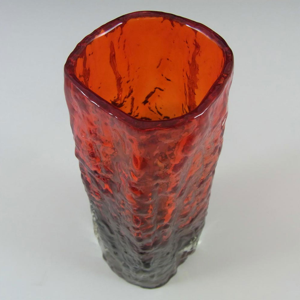 Tajima Japanese Bark Textured Red Cased Glass Vase - Click Image to Close