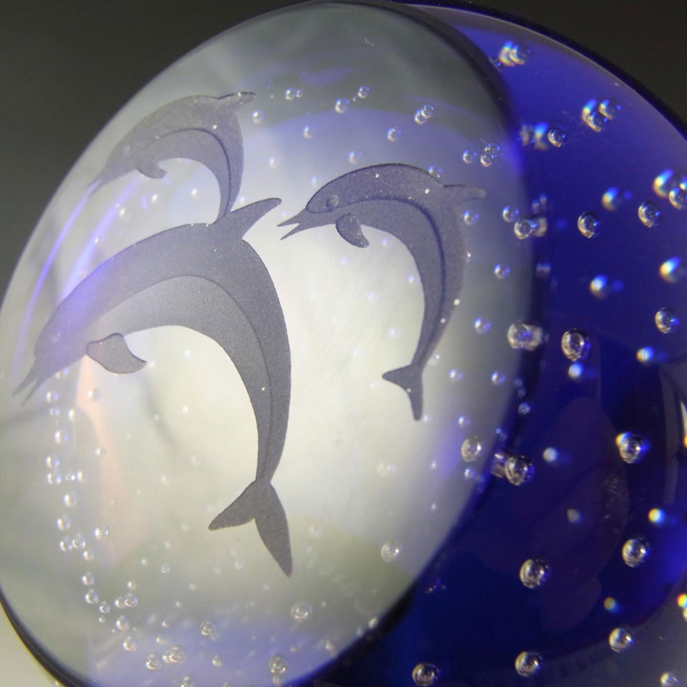 (image for) Caithness Blue Glass "Creatures" Dolphins Paperweight - Click Image to Close
