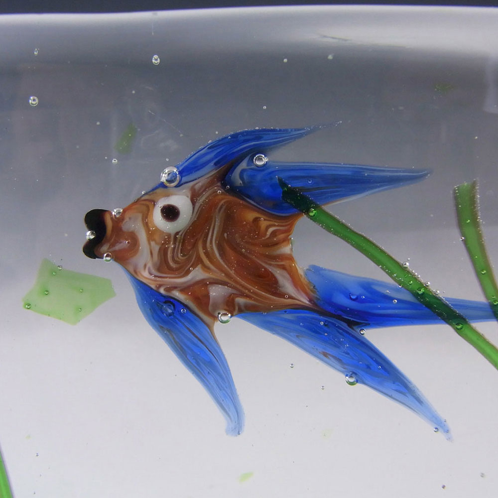 AVEM Murano Glass Fish Aquarium Block Paperweight - Click Image to Close