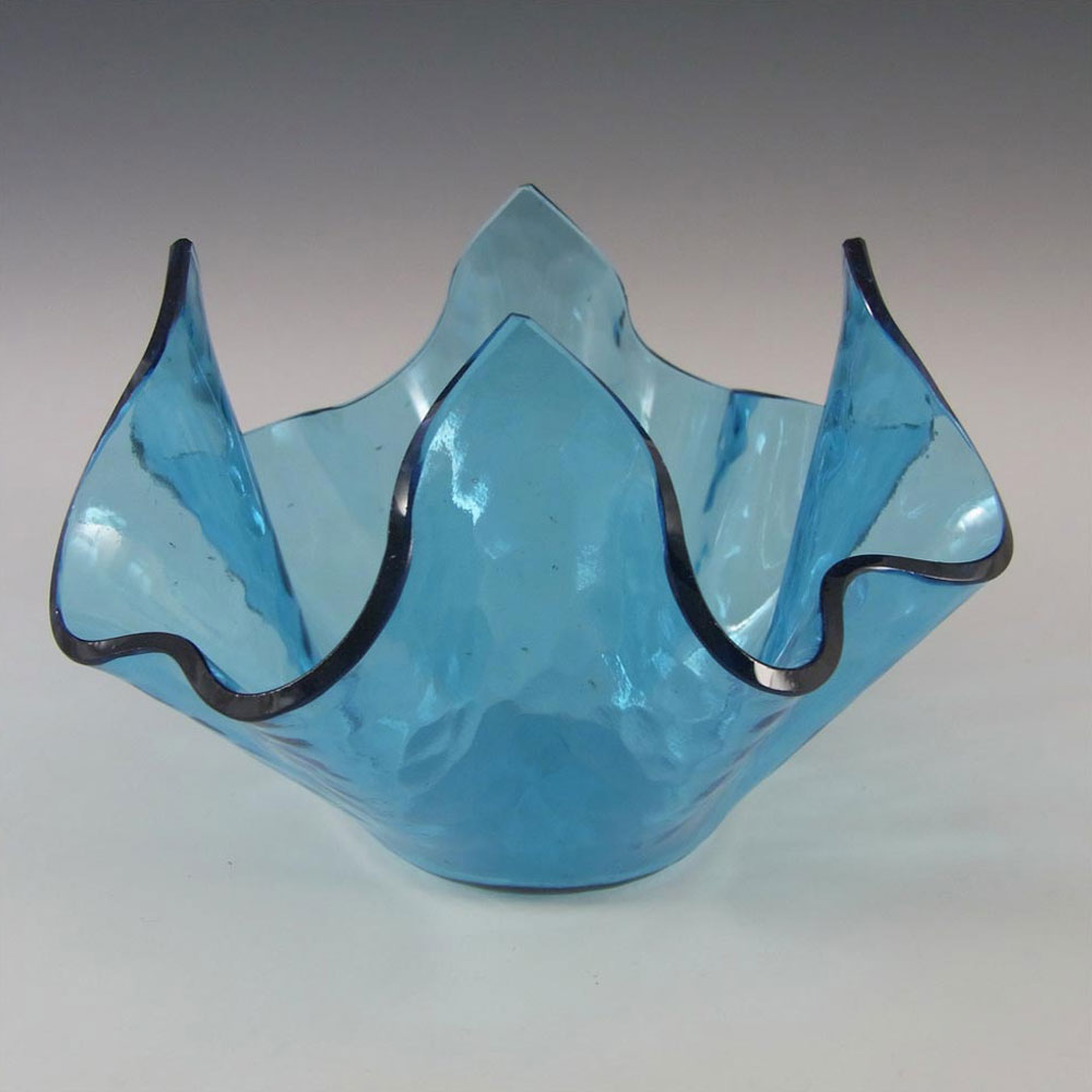 Chance Brothers Turquoise Glass 'Small Flemish' Handkerchief Vase - Click Image to Close