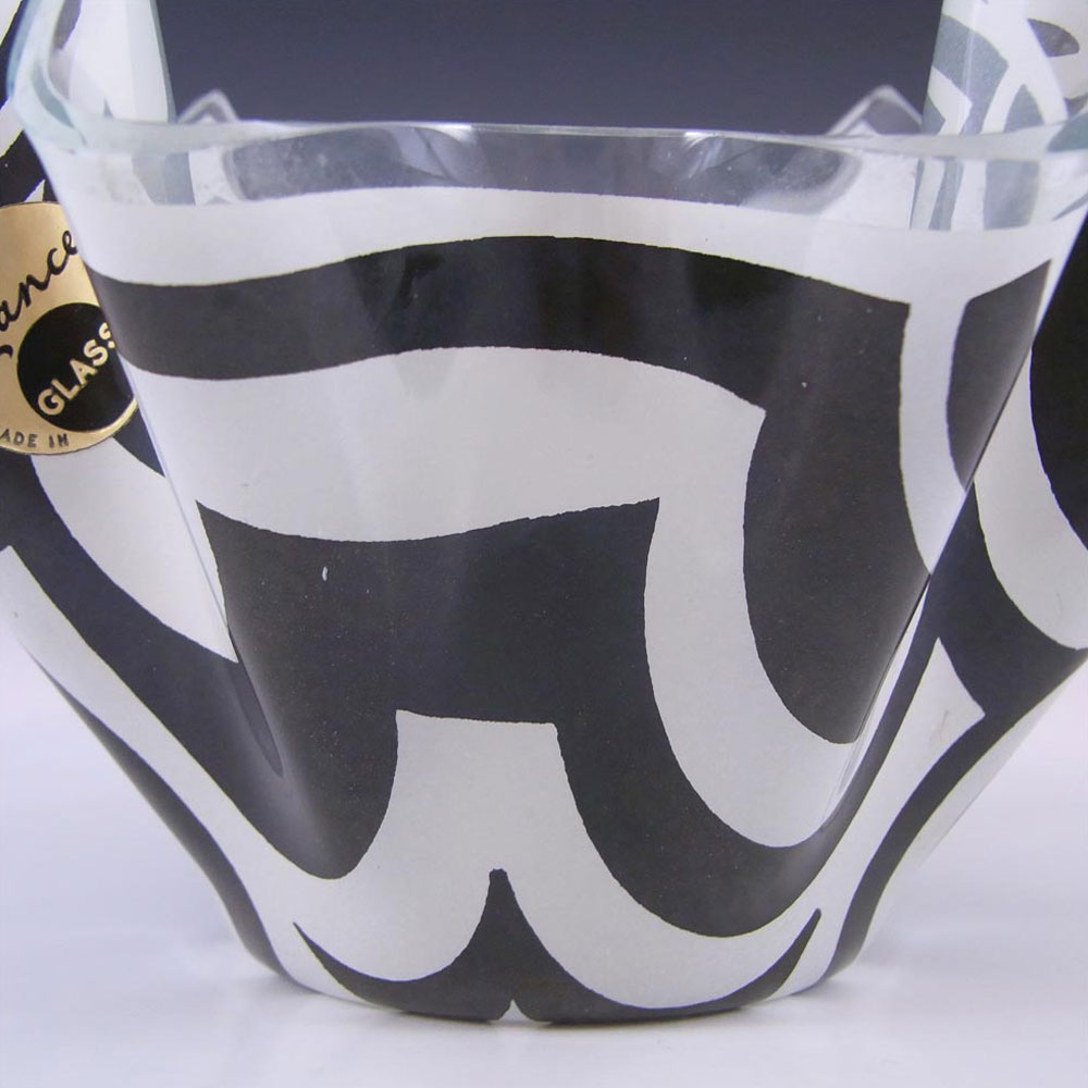 Chance Brothers Black Glass 'Psychedelic' Handkerchief Vase - Click Image to Close