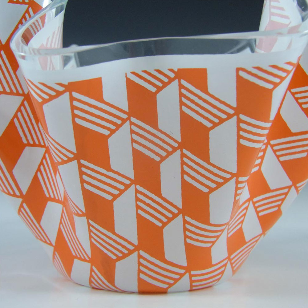Chance Brothers Orange Glass Carré/Escher Handkerchief Vase - Click Image to Close