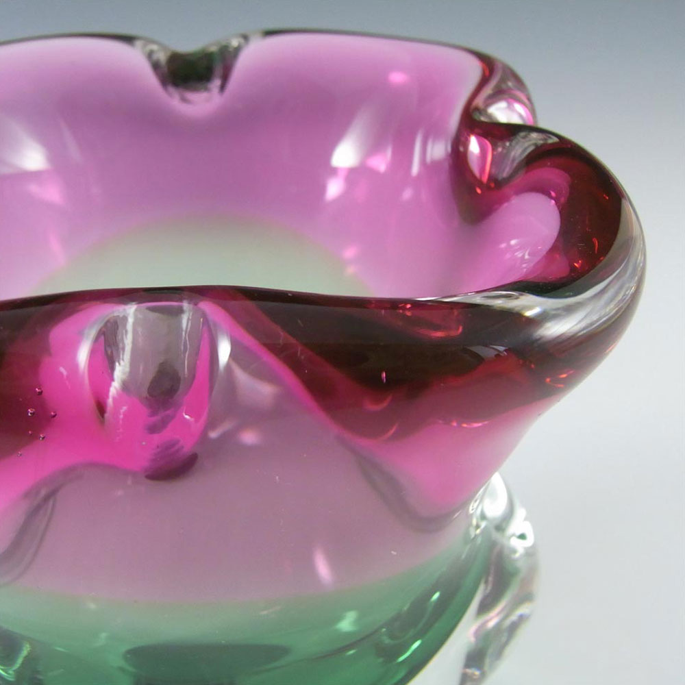 (image for) Chřibská #362/4/14 Czech Pink & Green Glass Vase - Click Image to Close