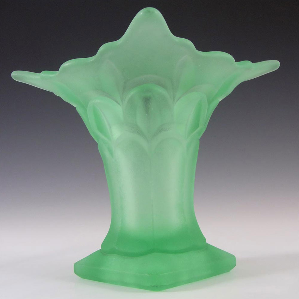 (image for) Bagley #2832 Art Deco Uranium Green Glass 'Salisbury' Vase - Click Image to Close