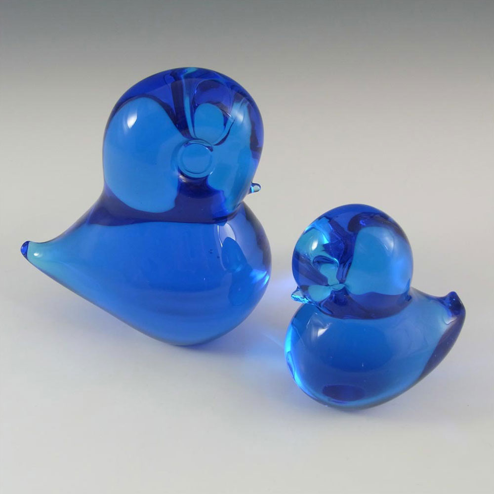 (image for) Pair of FM Konstglas/Ronneby Swedish Blue Glass Birds - Click Image to Close