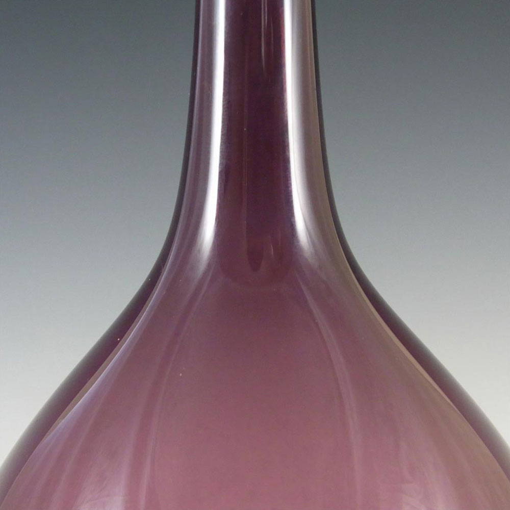 Gullaskruf Swedish Purple Glass Vase - Arthur Percy 1952 - Click Image to Close