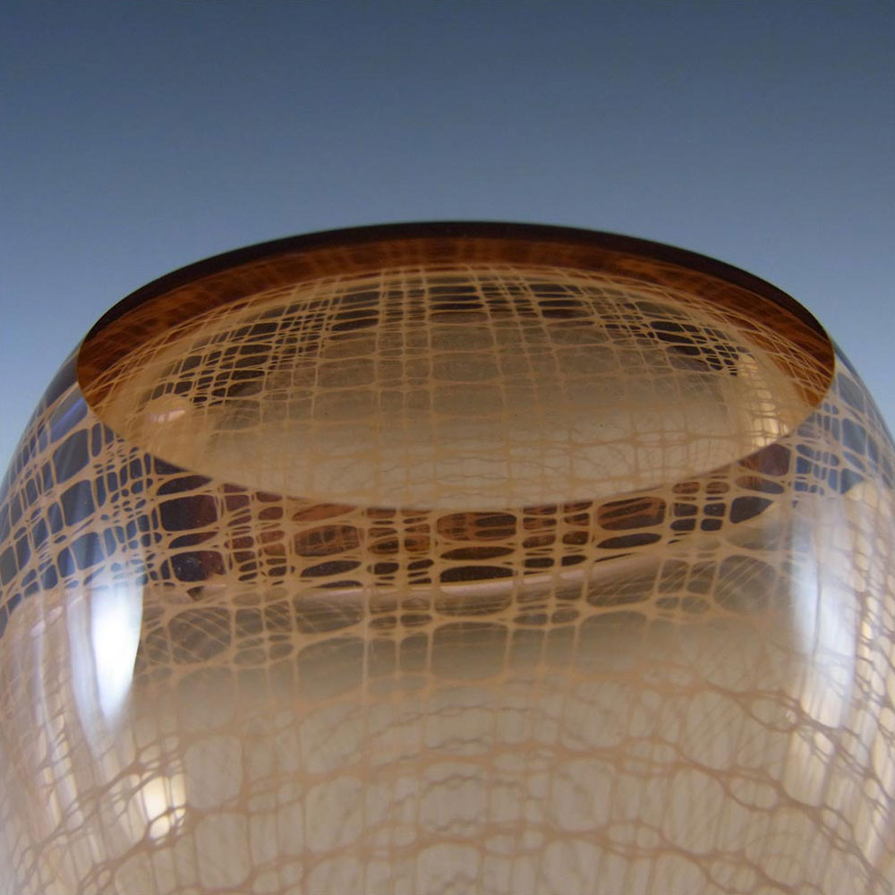 (image for) Harrachov Czech Pink Lattice Glass 'Harrtil' Vase - Click Image to Close
