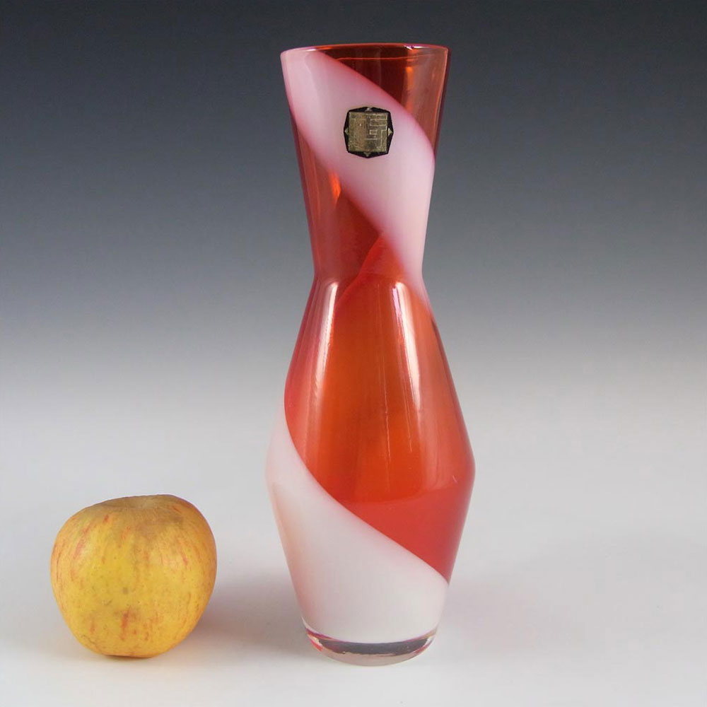 (image for) Tagima Glass (TG) Japanese Red & White Vase - Labelled - Click Image to Close