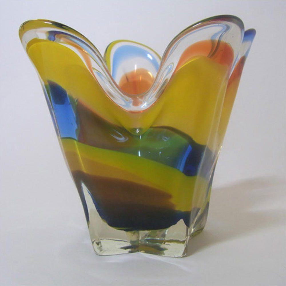 (image for) Iwatsu Japanese Cased Glass Vase - Labelled "Best Art Glass" - Click Image to Close