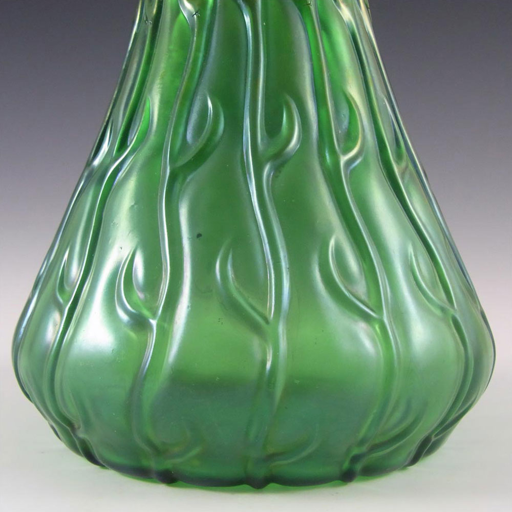 Loetz / Lötz Art Nouveau Green Glass 'Neptun' Vase - Click Image to Close
