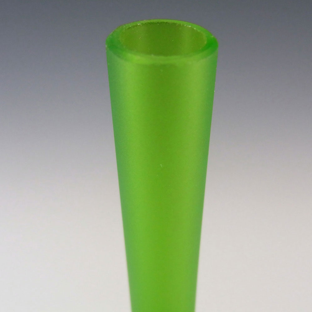 (image for) Carlo Moretti Satinato Green Murano Glass 9.75" Stem Vase - Click Image to Close