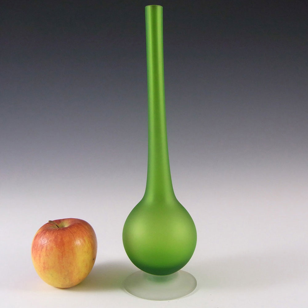 (image for) Carlo Moretti Satinato Green Murano Glass 9.75" Stem Vase - Click Image to Close